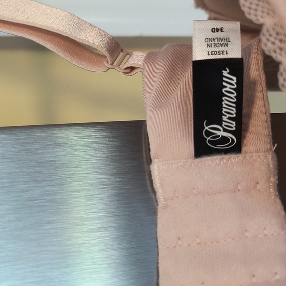 Paramour Bra - Picture 4 of 5